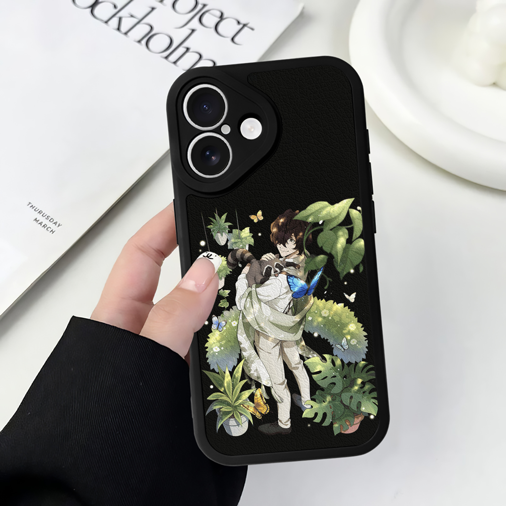 （画像用） 文豪ストレイドッグス Bungo Stray Dogs 【iPhone 16シリーズ対応】シリコンスマホケース（レザー調） 材質：シリコン